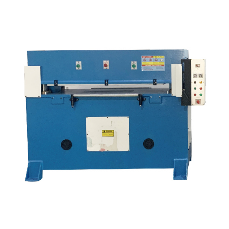 Automatic Thermoforming Hydraulicarum CAESUS Machina